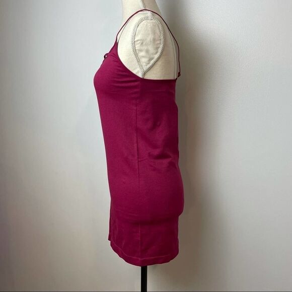 Zenana Outfitters Solid Red Burgundy Spaghetti Strap V Neck Tank Top Size 1X/2X - Picture 3 of 9